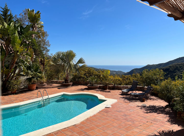 Holiday rentals Andalusia - land house with pool & sea view in Competa 