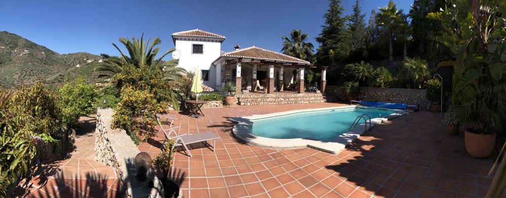 Owner direct – rent a Finca with pool & sea view in Competa, Costa del Sol, Andalucia.